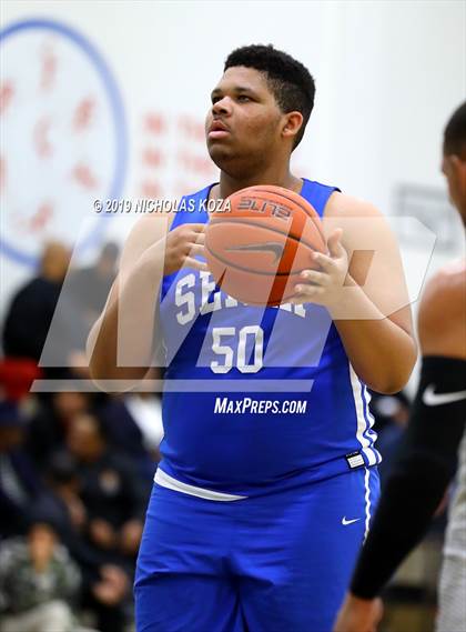 Thumbnail 2 in Serra vs. George Washington Prep photogallery.