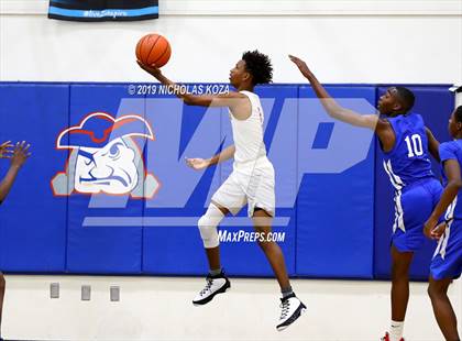 Thumbnail 1 in Serra vs. George Washington Prep photogallery.