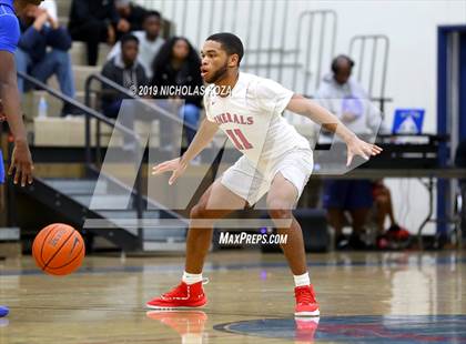 Thumbnail 3 in Serra vs. George Washington Prep photogallery.
