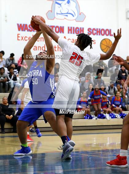 Thumbnail 2 in Serra vs. George Washington Prep photogallery.