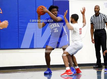 Thumbnail 2 in Serra vs. George Washington Prep photogallery.
