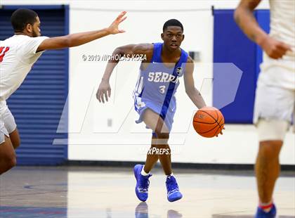 Thumbnail 2 in Serra vs. George Washington Prep photogallery.