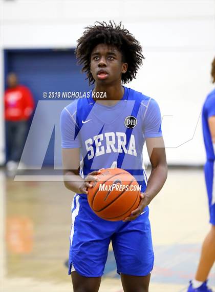 Thumbnail 2 in Serra vs. George Washington Prep photogallery.