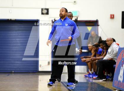Thumbnail 2 in Serra vs. George Washington Prep photogallery.
