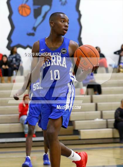Thumbnail 2 in Serra vs. George Washington Prep photogallery.