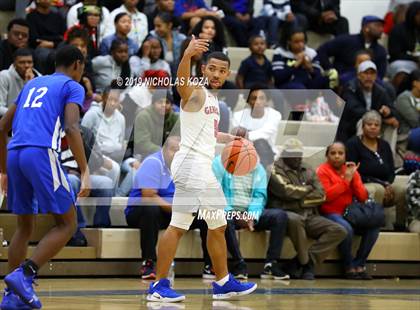 Thumbnail 1 in Serra vs. George Washington Prep photogallery.