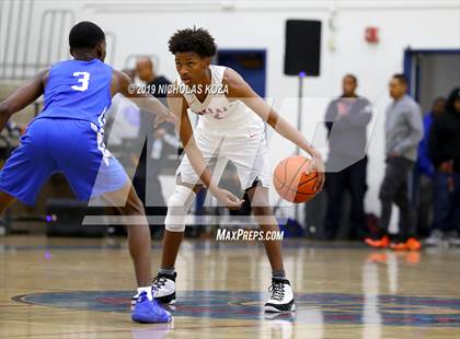 Thumbnail 1 in Serra vs. George Washington Prep photogallery.