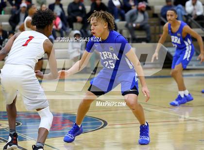 Thumbnail 1 in Serra vs. George Washington Prep photogallery.