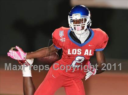 Thumbnail 3 in Los Alamitos vs. Santa Margarita photogallery.