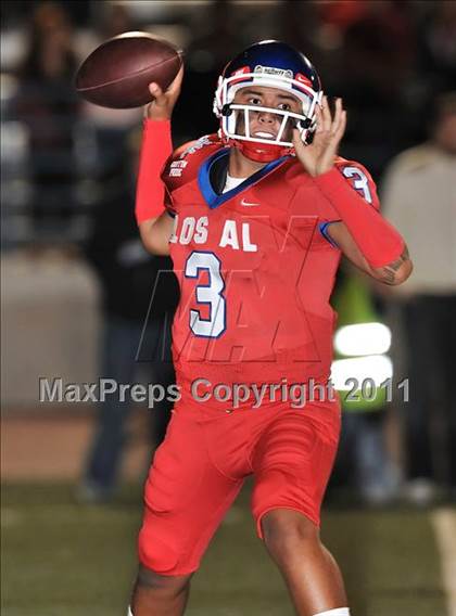 Thumbnail 3 in Los Alamitos vs. Santa Margarita photogallery.