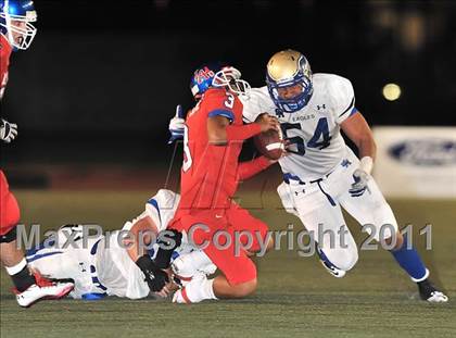 Thumbnail 2 in Los Alamitos vs. Santa Margarita photogallery.