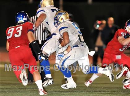 Thumbnail 1 in Los Alamitos vs. Santa Margarita photogallery.