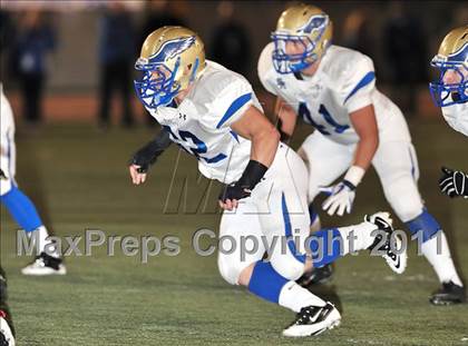 Thumbnail 3 in Los Alamitos vs. Santa Margarita photogallery.