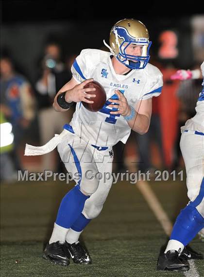 Thumbnail 2 in Los Alamitos vs. Santa Margarita photogallery.