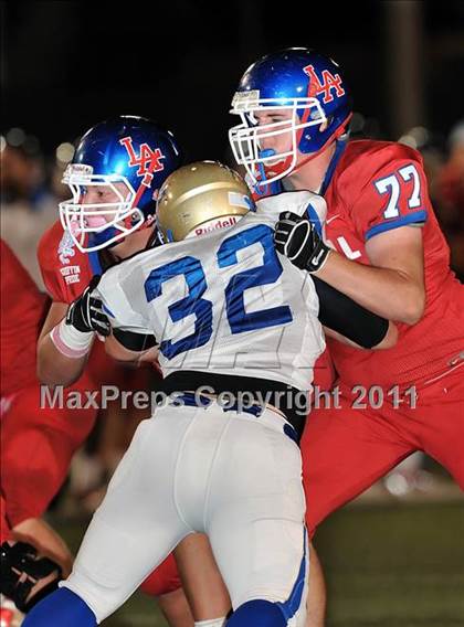 Thumbnail 2 in Los Alamitos vs. Santa Margarita photogallery.
