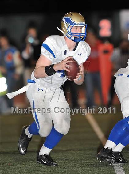 Thumbnail 1 in Los Alamitos vs. Santa Margarita photogallery.