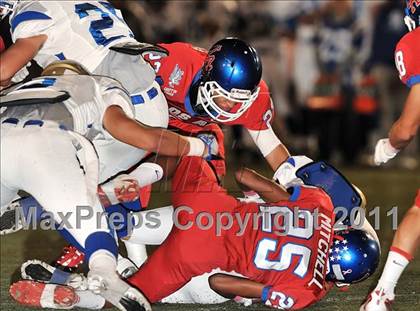 Thumbnail 2 in Los Alamitos vs. Santa Margarita photogallery.
