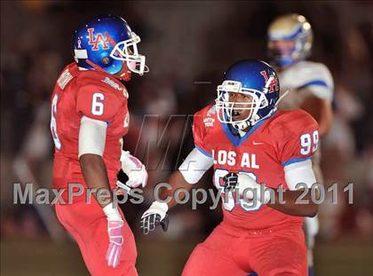 Thumbnail 3 in Los Alamitos vs. Santa Margarita photogallery.