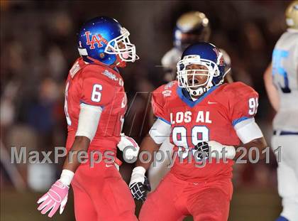 Thumbnail 1 in Los Alamitos vs. Santa Margarita photogallery.