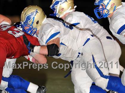 Thumbnail 2 in Los Alamitos vs. Santa Margarita photogallery.