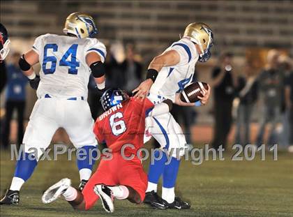 Thumbnail 1 in Los Alamitos vs. Santa Margarita photogallery.