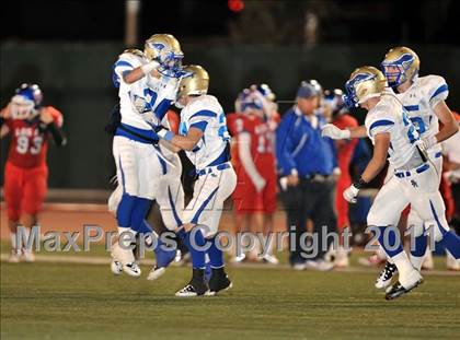 Thumbnail 1 in Los Alamitos vs. Santa Margarita photogallery.