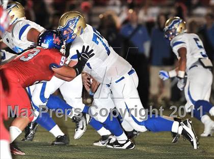 Thumbnail 3 in Los Alamitos vs. Santa Margarita photogallery.