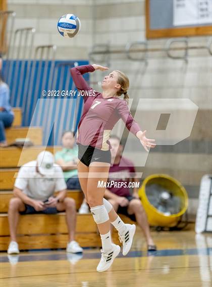 Thumbnail 1 in Whitney @ Rocklin photogallery.