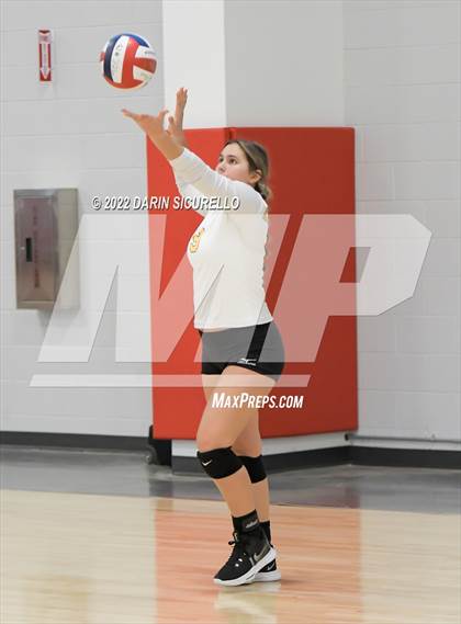Thumbnail 2 in Enumclaw vs  Arbor View (Nike TOC Southwest) photogallery.