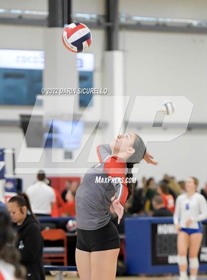 Thumbnail 3 in Enumclaw vs  Arbor View (Nike TOC Southwest) photogallery.