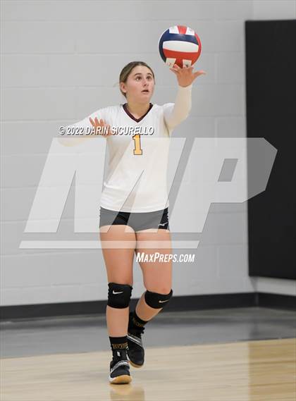 Thumbnail 2 in Enumclaw vs  Arbor View (Nike TOC Southwest) photogallery.
