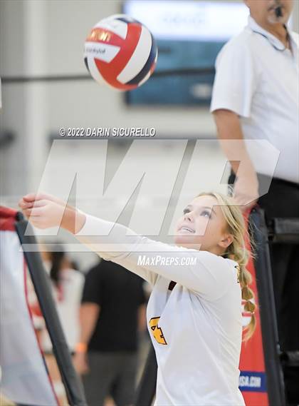 Thumbnail 3 in Enumclaw vs  Arbor View (Nike TOC Southwest) photogallery.