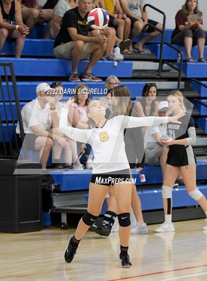 Thumbnail 3 in Enumclaw vs  Arbor View (Nike TOC Southwest) photogallery.