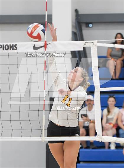 Thumbnail 1 in Enumclaw vs  Arbor View (Nike TOC Southwest) photogallery.