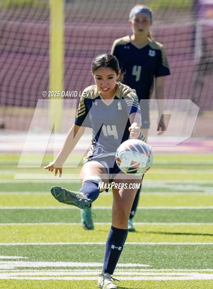 Thumbnail 3 in Pinnacle vs Desert Vista (AIA 6A Finals) photogallery.