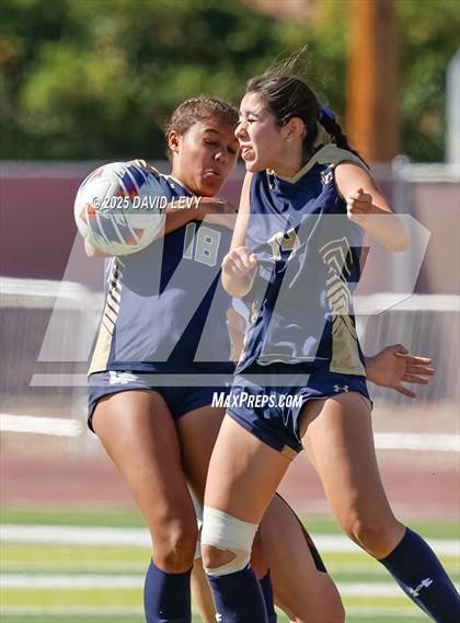 Thumbnail 2 in Pinnacle vs Desert Vista (AIA 6A Finals) photogallery.