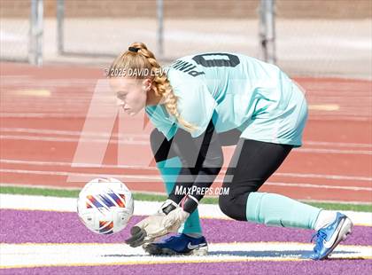Thumbnail 3 in Pinnacle vs Desert Vista (AIA 6A Finals) photogallery.