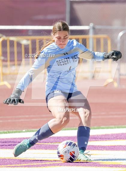 Thumbnail 3 in Pinnacle vs Desert Vista (AIA 6A Finals) photogallery.