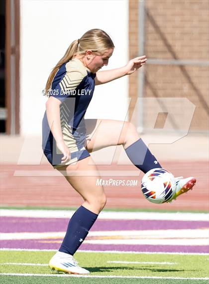 Thumbnail 2 in Pinnacle vs Desert Vista (AIA 6A Finals) photogallery.