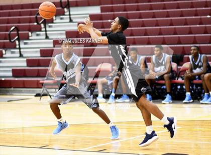 Thumbnail 1 in Cheyenne vs. C.I. Gibson (Tarkanian Classic) photogallery.
