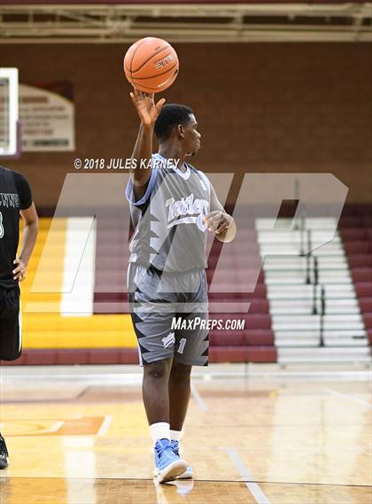 Thumbnail 2 in Cheyenne vs. C.I. Gibson (Tarkanian Classic) photogallery.