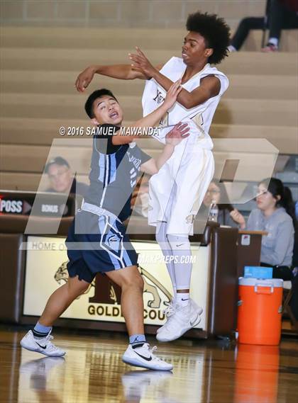 Thumbnail 2 in Kennedy vs Saugus (SFV Invitational) photogallery.