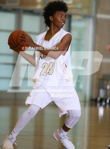 Thumbnail 3 in Kennedy vs Saugus (SFV Invitational) photogallery.