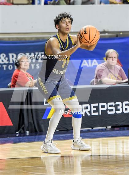 Thumbnail 2 in Yuma Catholic vs Valley Christian (AIA 3A Semifinal) photogallery.