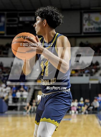 Thumbnail 2 in Yuma Catholic vs Valley Christian (AIA 3A Semifinal) photogallery.