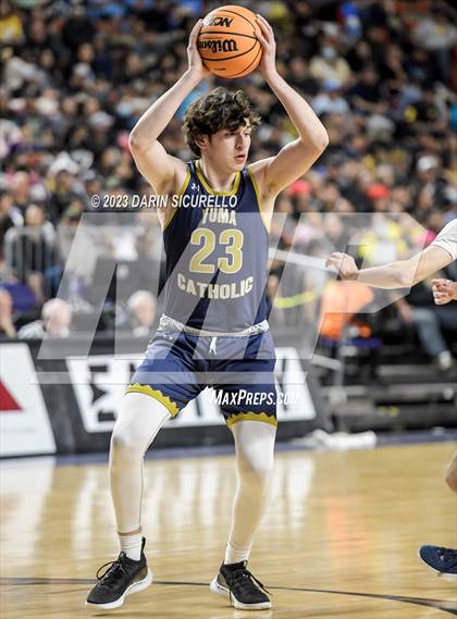 Thumbnail 2 in Yuma Catholic vs Valley Christian (AIA 3A Semifinal) photogallery.