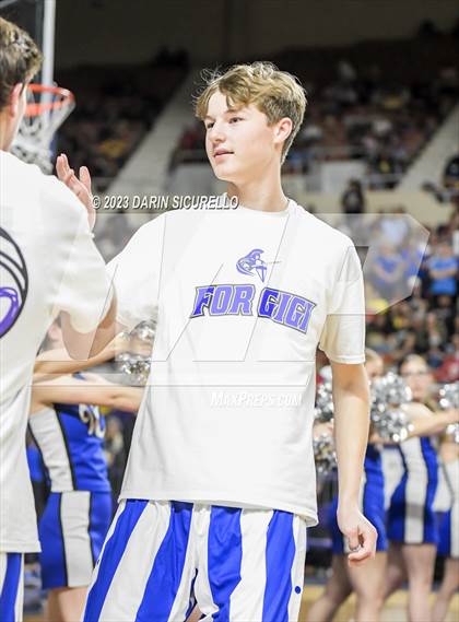 Thumbnail 1 in Yuma Catholic vs Valley Christian (AIA 3A Semifinal) photogallery.