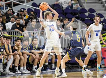 Thumbnail 1 in Yuma Catholic vs Valley Christian (AIA 3A Semifinal) photogallery.