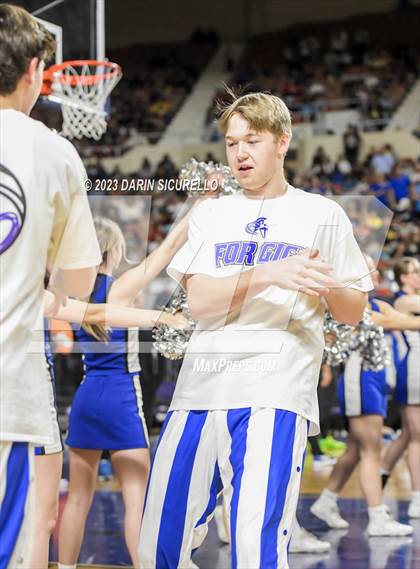Thumbnail 3 in Yuma Catholic vs Valley Christian (AIA 3A Semifinal) photogallery.