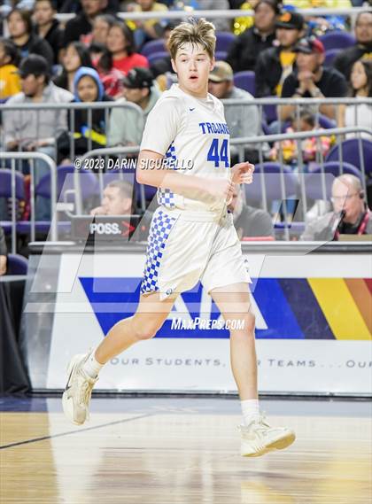 Thumbnail 3 in Yuma Catholic vs Valley Christian (AIA 3A Semifinal) photogallery.
